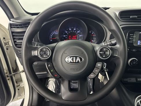 Used 2018 Kia Soul image 9