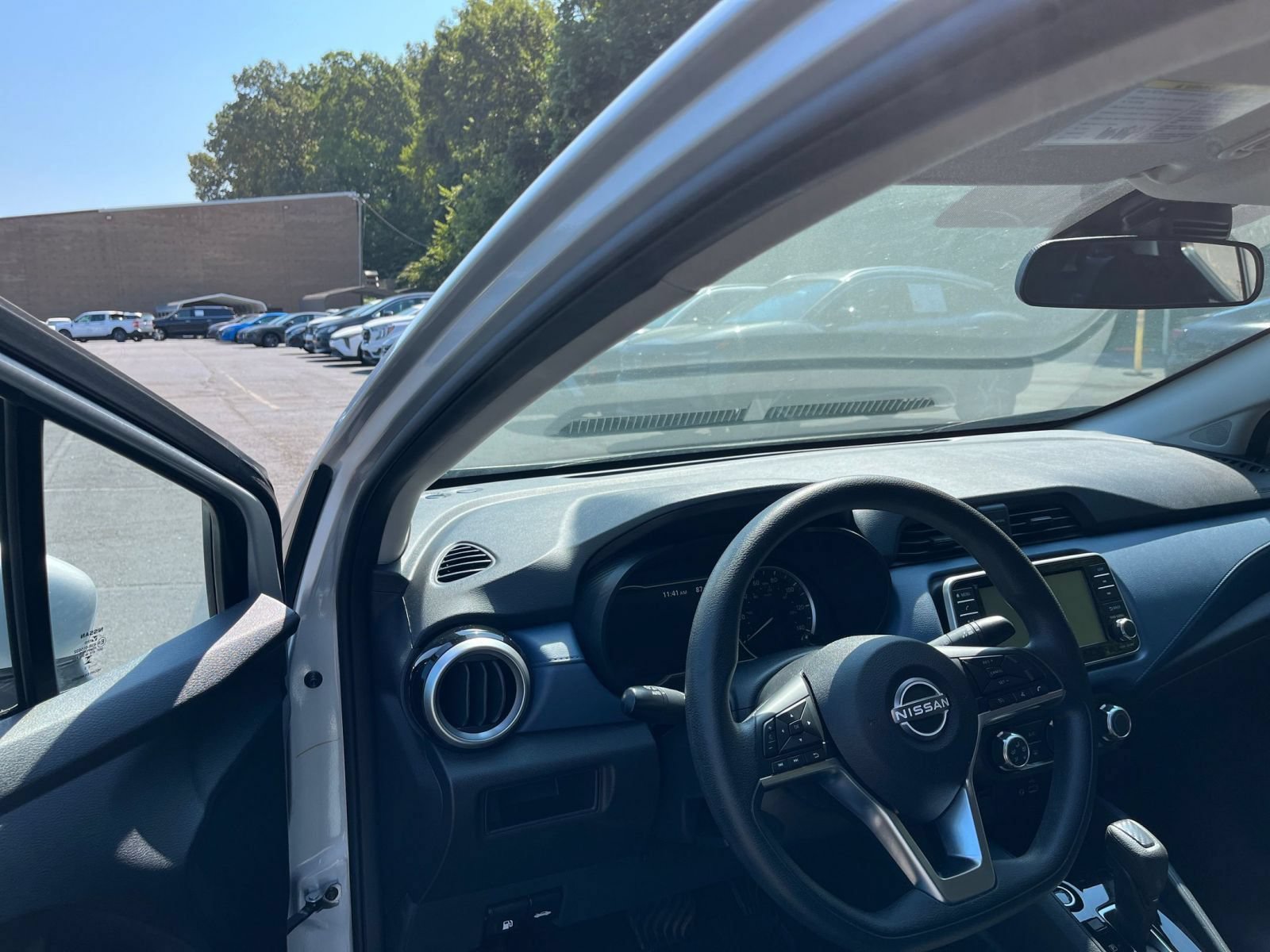 Used 2025 Nissan Versa SV FWD image 35