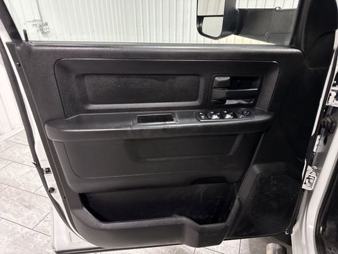 Used 2018 RAM 4500 Tradesman w/ Chrome Appearance Group AWD/4WD image 23