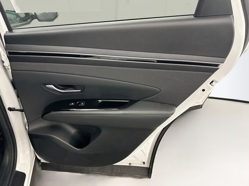 Used 2023 Hyundai Tucson Limited AWD/4WD image 33