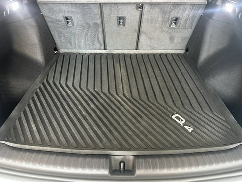 Used 2023 Audi Q4 e-tron Premium Plus w/ Premium Plus AWD/4WD image 16