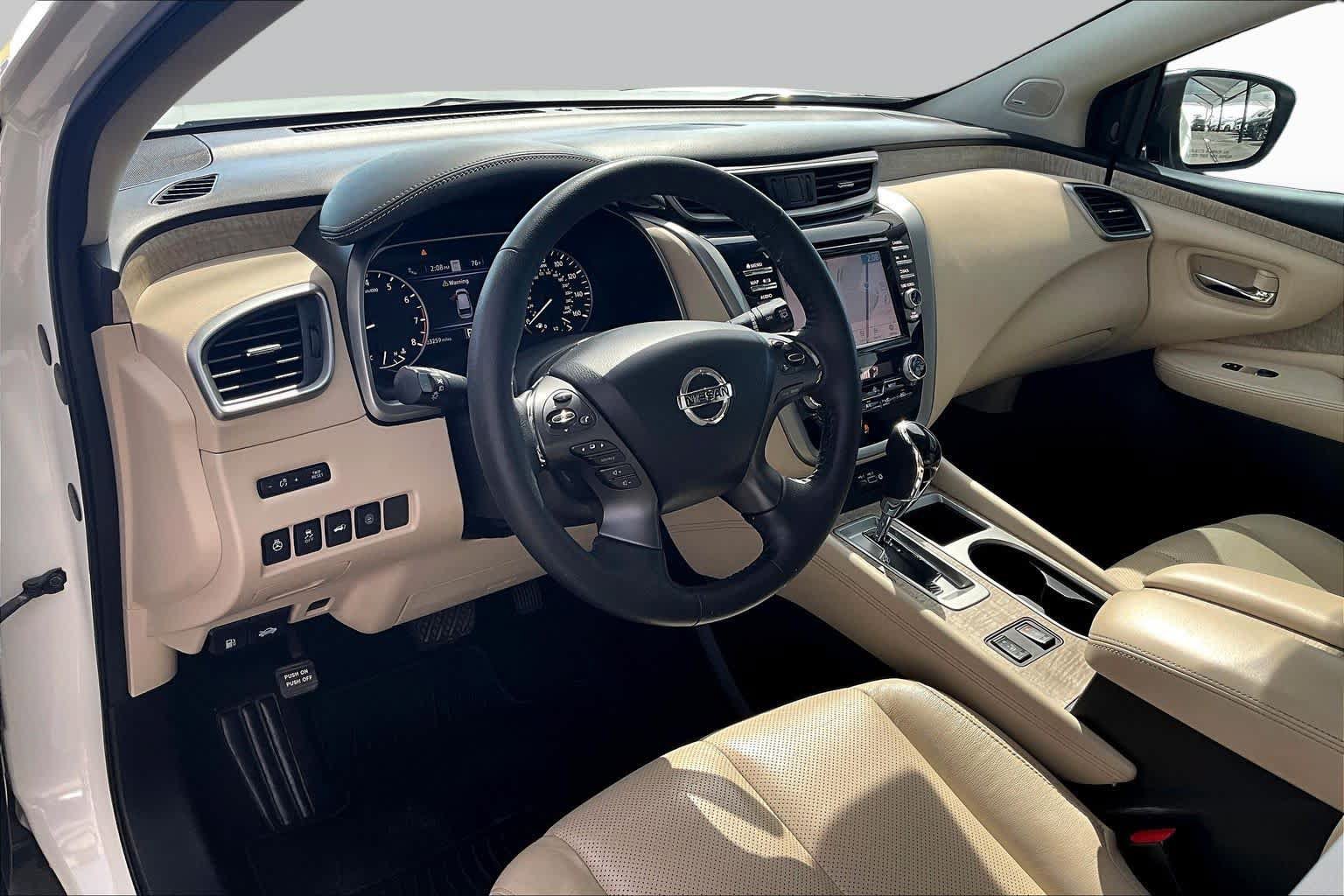 Used 2020 Nissan Murano SL w/ Moonroof Package FWD image 16