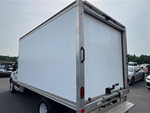 Used 2018 Ford Transit 350 156 DRW RWD image 18