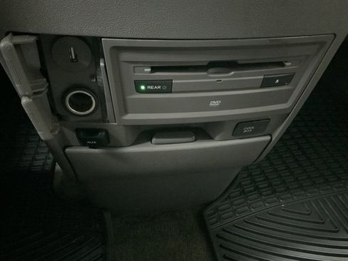 Used 2016 Honda Odyssey Touring Elite image 32