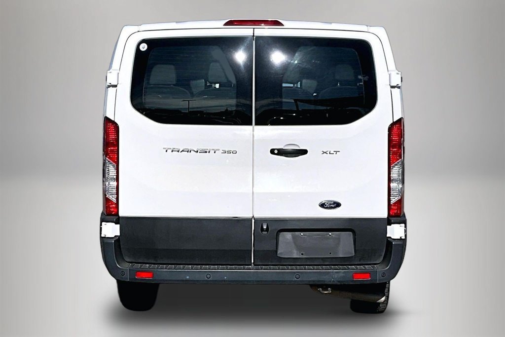 Used 2023 Ford Transit 350 XLT RWD image 5