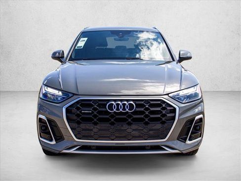 Used 2023 Audi Q5 2.0T Premium AWD/4WD image 2
