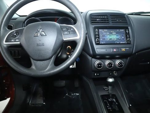 Used 2024 Mitsubishi Outlander Sport LE image 37