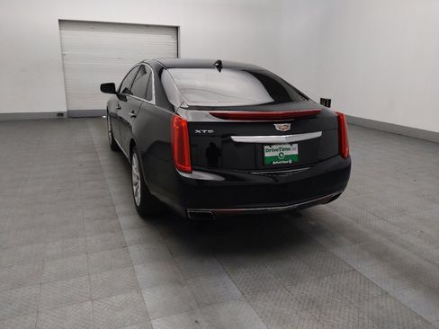 Used 2017 Cadillac XTS Luxury image 5