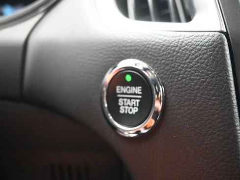 Used 2024 Ford Edge Titanium AWD/4WD image 24