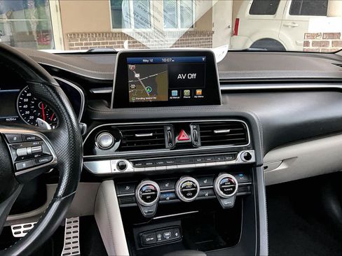 Used 2019 Genesis G70 3.3T Advanced w/ Elite Package RWD image 7