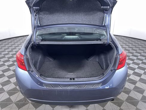 Used 2017 Toyota Corolla XLE w/ Carpet Mat Package (TMS) image 24
