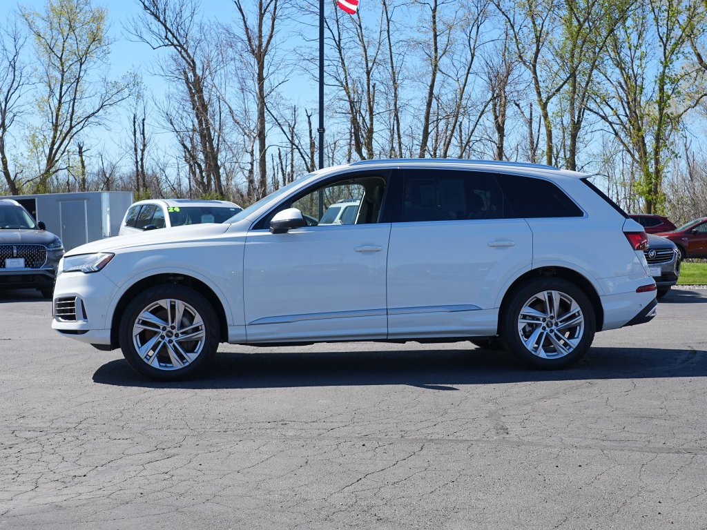 Used 2024 Audi Q7 3.0T Premium Plus AWD/4WD image 6