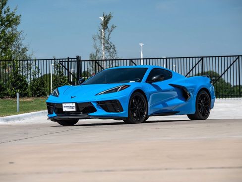 Used 2023 Chevrolet Corvette Stingray Premium Cpe w/ Z51 Performance Package RWD image 5