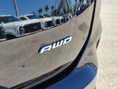 Used 2022 Ford Edge SE image 30