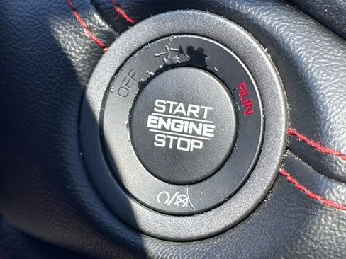 Used 2023 Dodge Durango GT RWD image 34