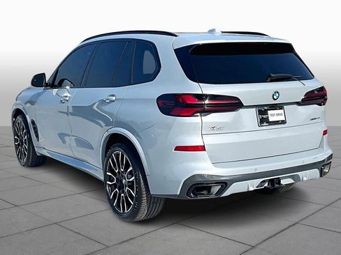 Used 2024 BMW X5 xDrive40i w/ M Sport Package image 12
