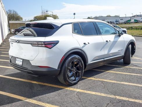 New 2026 Chevrolet Equinox EV LT w/ Comfort Package image 6
