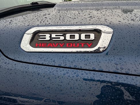 Used 2022 RAM 3500 Laramie AWD/4WD image 10