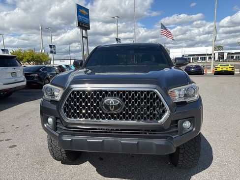 Used 2019 Toyota Tacoma TRD Off-Road w/ Technology Package image 18