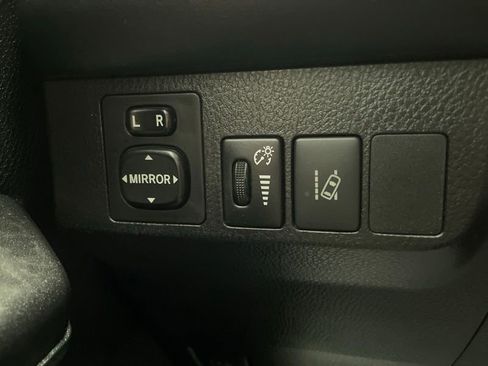 Used 2018 Toyota RAV4 XLE w/ Plus Extra Value Package AWD/4WD image 23