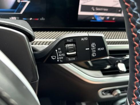 Used 2025 BMW X7 M60i AWD/4WD image 22