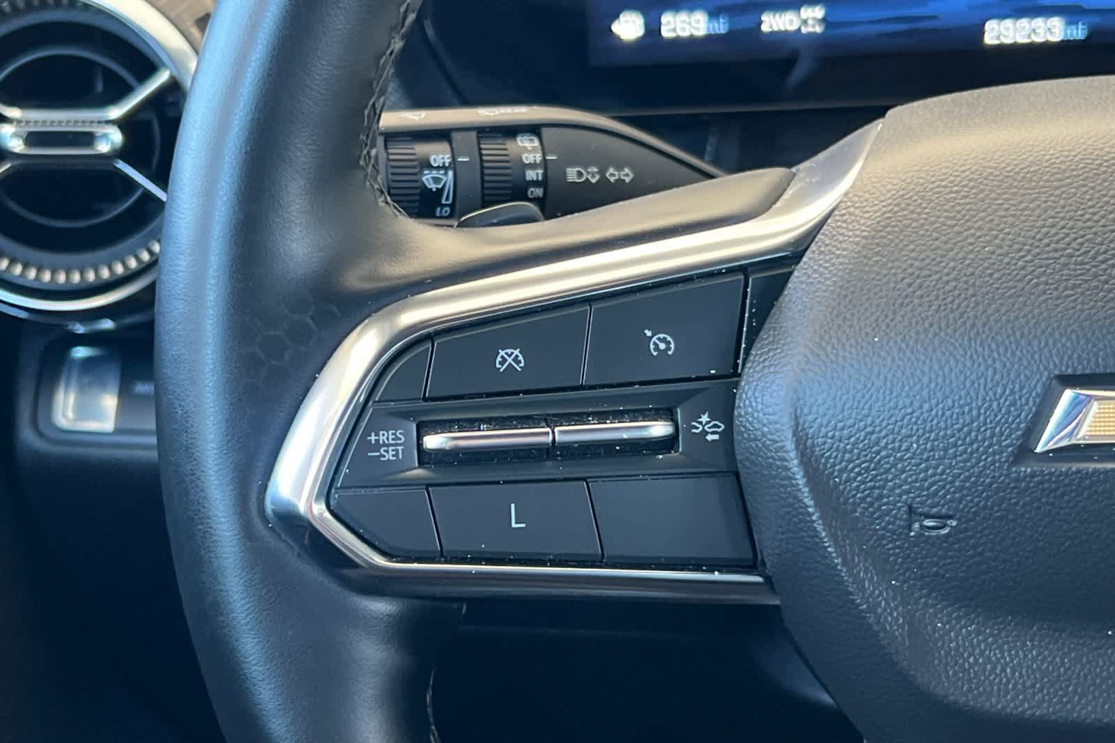 Used 2025 Chevrolet Equinox LT AWD/4WD image 27