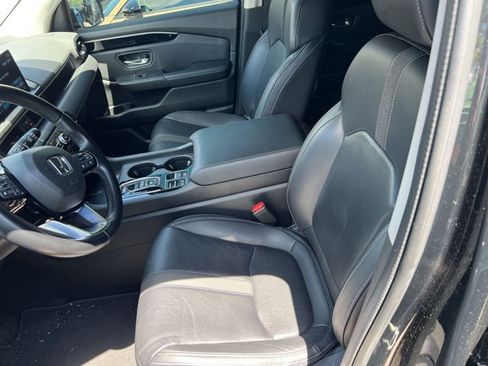 Used 2024 Honda Pilot EX-L image 11