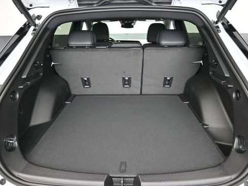 New 2026 Chevrolet Equinox EV LT FWD image 31