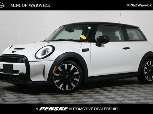 Certified 2024 MINI Cooper S image 1