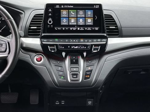 Used 2025 Honda Odyssey Sport-L image 16