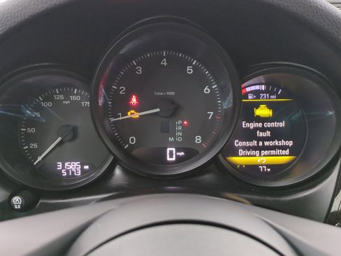 Certified 2023 Porsche Macan AWD/4WD image 12