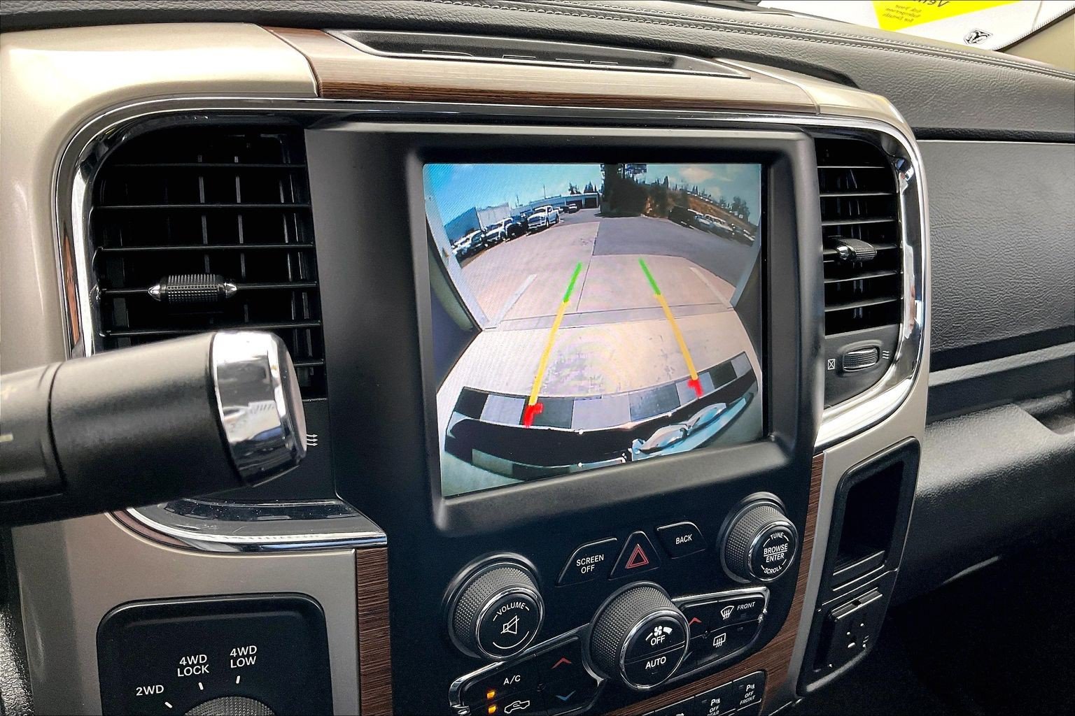 Used 2016 RAM 2500 Laramie AWD/4WD image 22