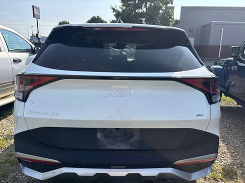 Certified 2023 Kia Sportage LX AWD/4WD image 12