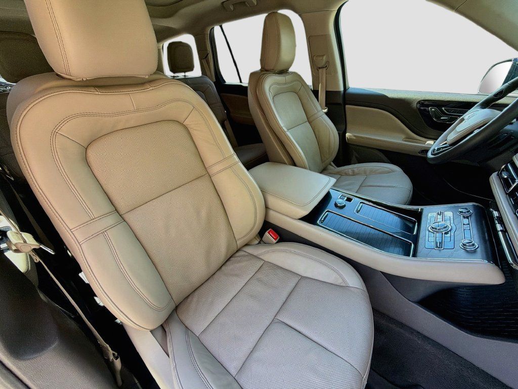 Used 2024 Lincoln Aviator Reserve w/ Elements Package Plus AWD/4WD image 34