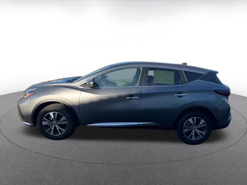 Used 2023 Nissan Murano S image 9