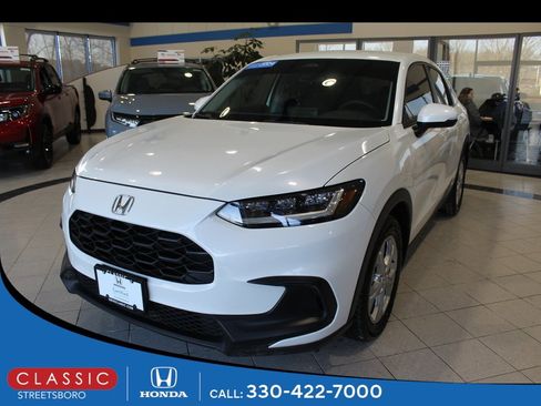 Certified 2023 Honda HR-V LX image 1