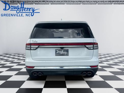 Used 2020 Lincoln Aviator Reserve w/ Equipment Group 201A RWD image 4