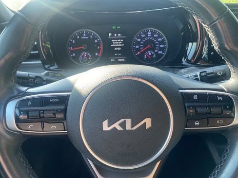 Used 2022 Kia K5 GT-Line FWD image 16
