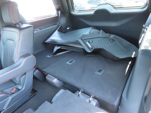 Certified 2024 Ford Expedition Limited AWD/4WD image 20