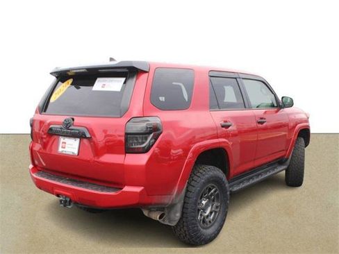 Certified 2020 Toyota 4Runner Venture w/ Moonroof Package image 4