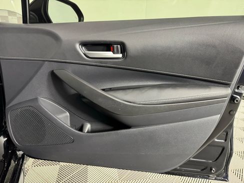 Used 2023 Toyota Corolla SE w/ SE Premium Package image 38