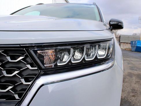 Used 2023 Kia Sorento S w/ Panoramic Sunroof Package image 9