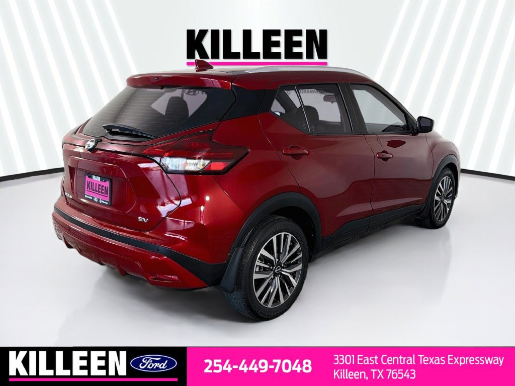 Used 2023 Nissan Kicks SV FWD image 9