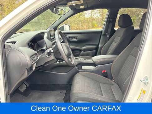 Used 2024 Honda HR-V Sport image 2