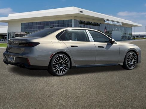 New 2026 BMW 760i xDrive AWD/4WD image 11