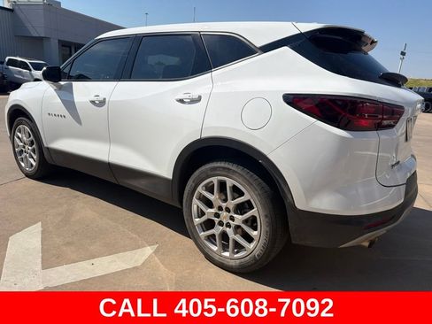 Used 2023 Chevrolet Blazer LT FWD image 5