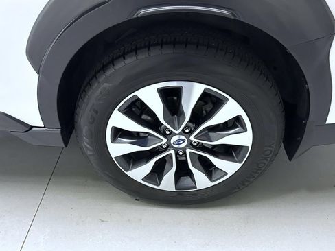 Used 2025 Subaru Outback Limited w/ Popular Package #2 AWD/4WD image 22