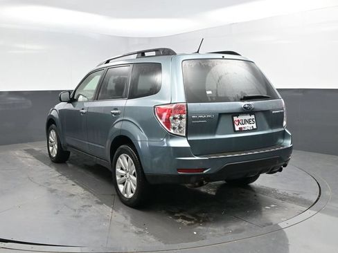 Used 2012 Subaru Forester 2.5X Premium AWD/4WD image 9
