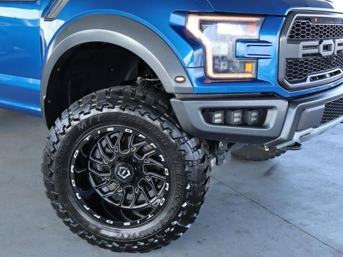 Used 2017 Ford F150 Raptor w/ Equipment Group 801A Mid image 4