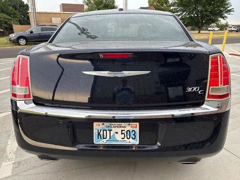 Used 2011 Chrysler 300 C w/ Sound Group RWD image 13